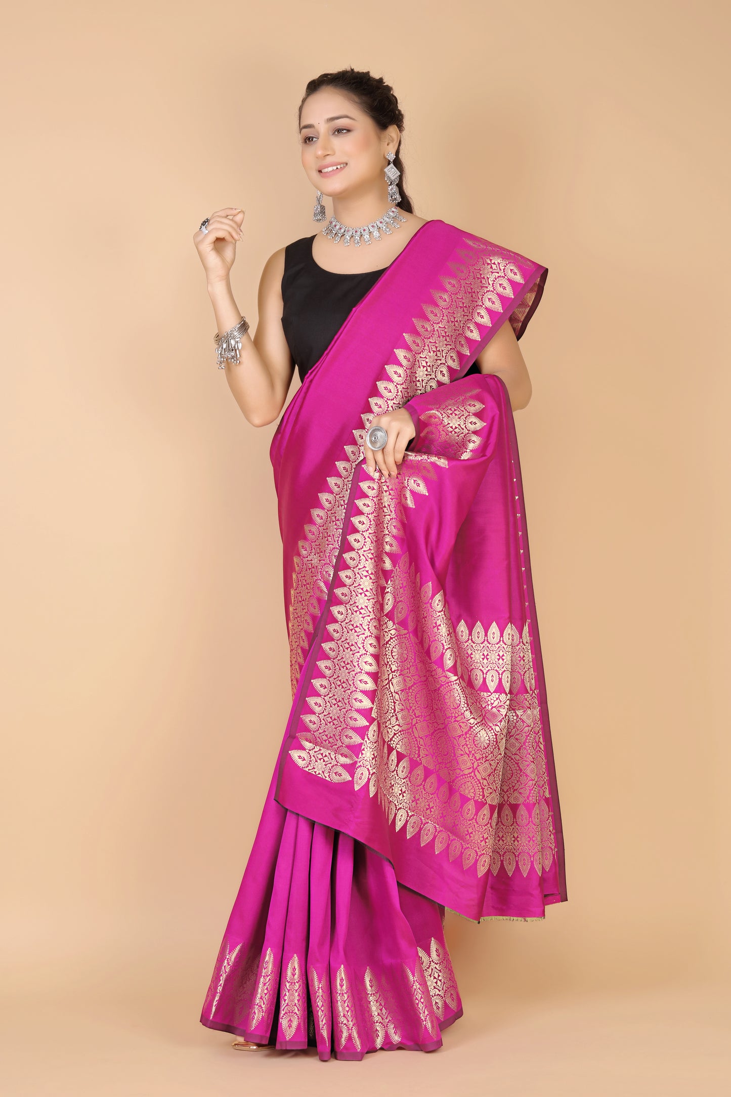 Magenta Pink Munga silk Saree-Sona