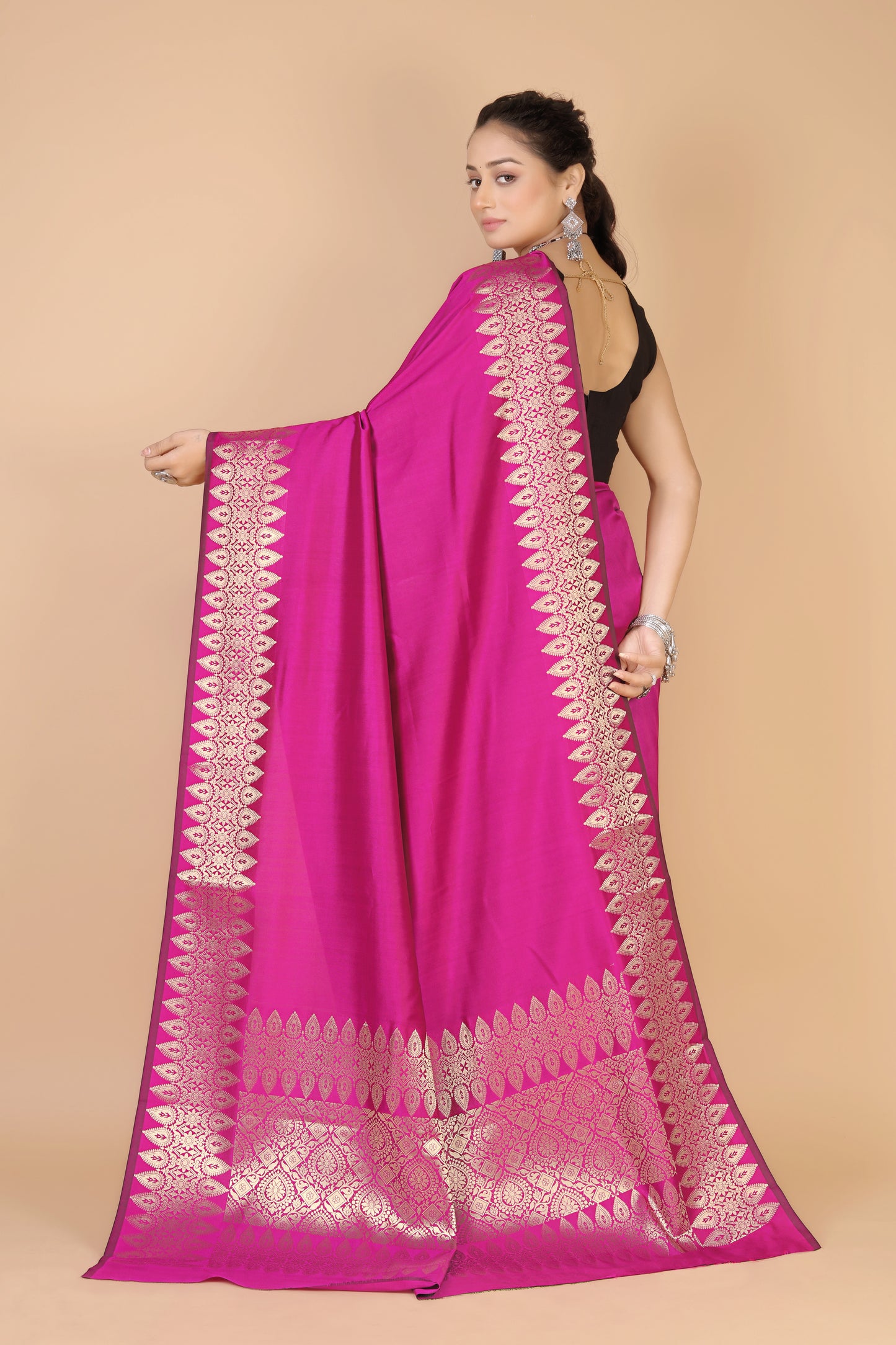 Magenta Pink Munga silk Saree-Sona