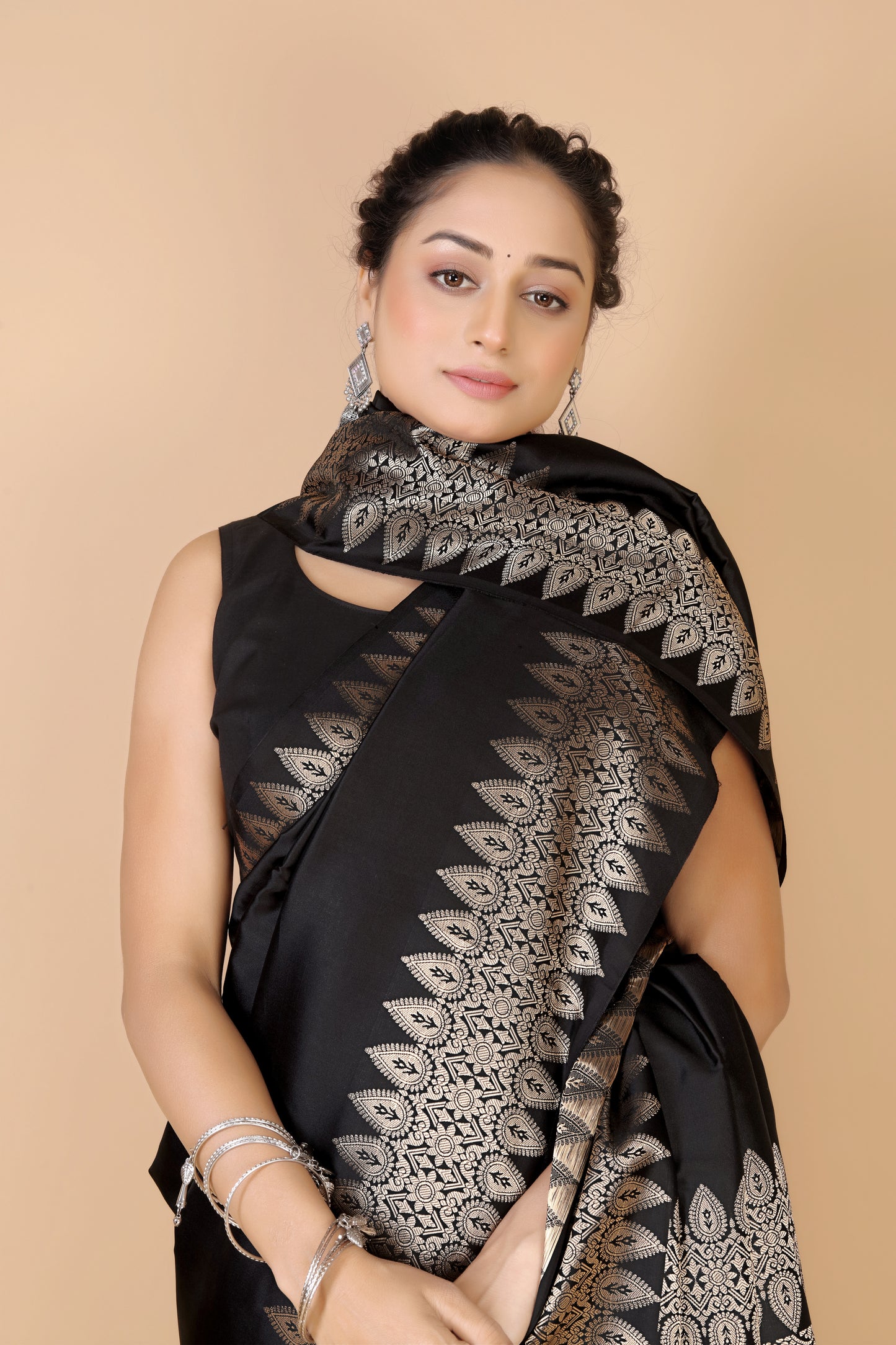 Black Munga silk Saree-Sona