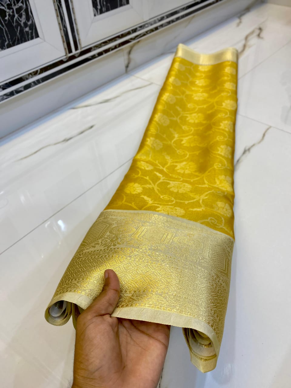 Banarasi Kanjeevaram tissu Silk Saree