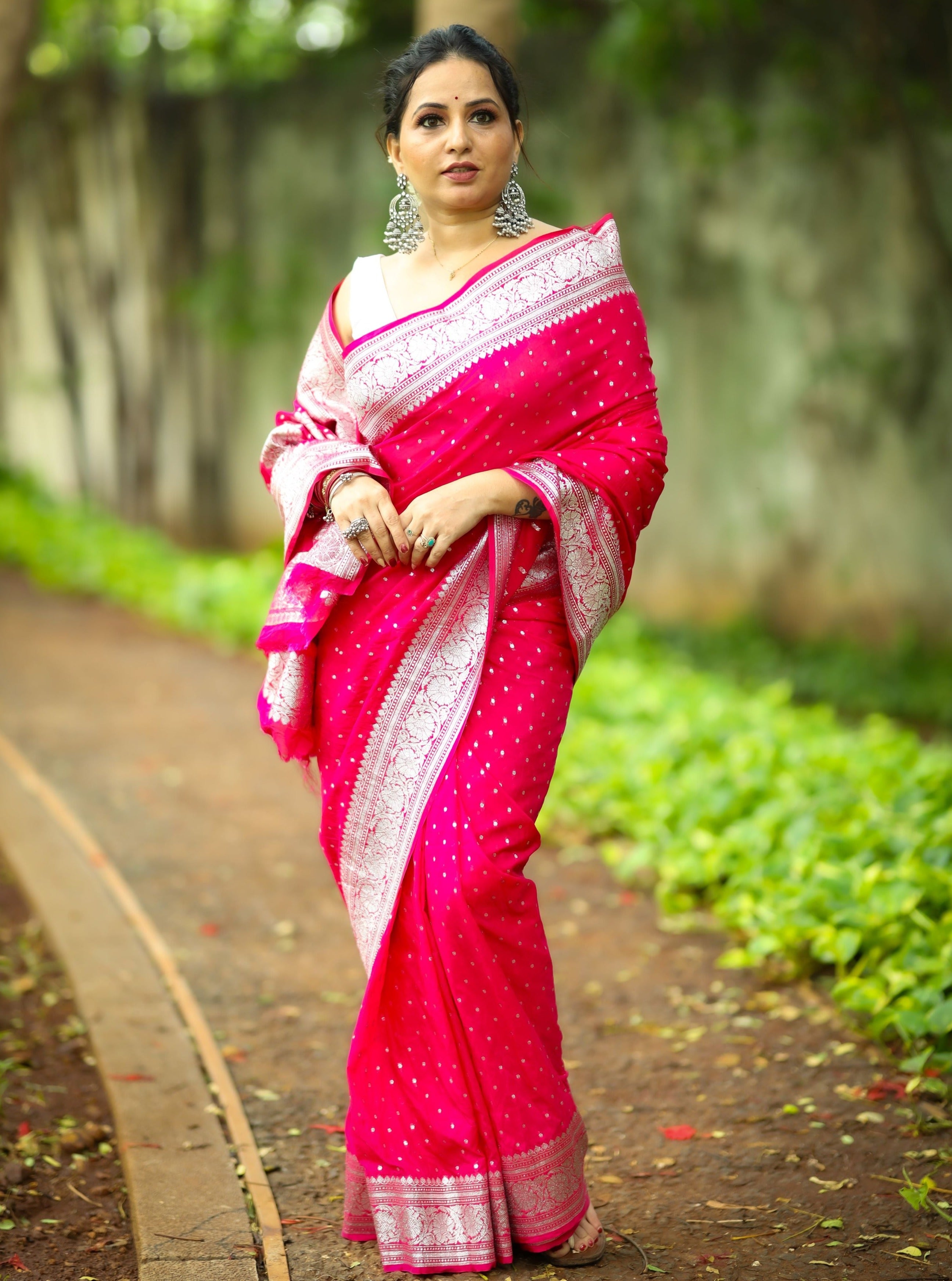 Shop Beautiful Pink Embroidered Georgette Saree Online in USA – Pure  Elegance