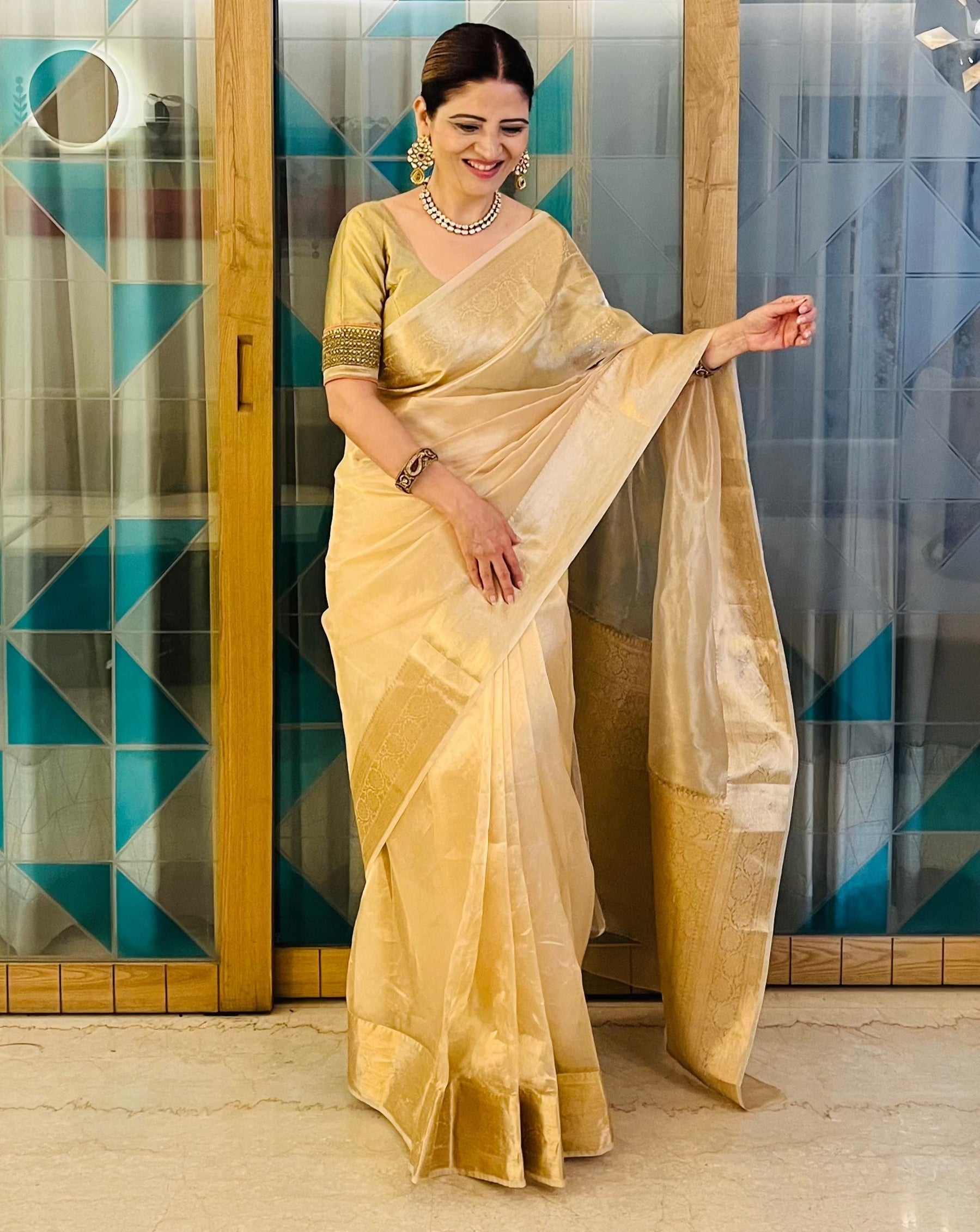 Buy Cream Handloom Plain Mulmul Cotton Saree-UNM75579 Online at  Unnatisilks.com|UNM75579