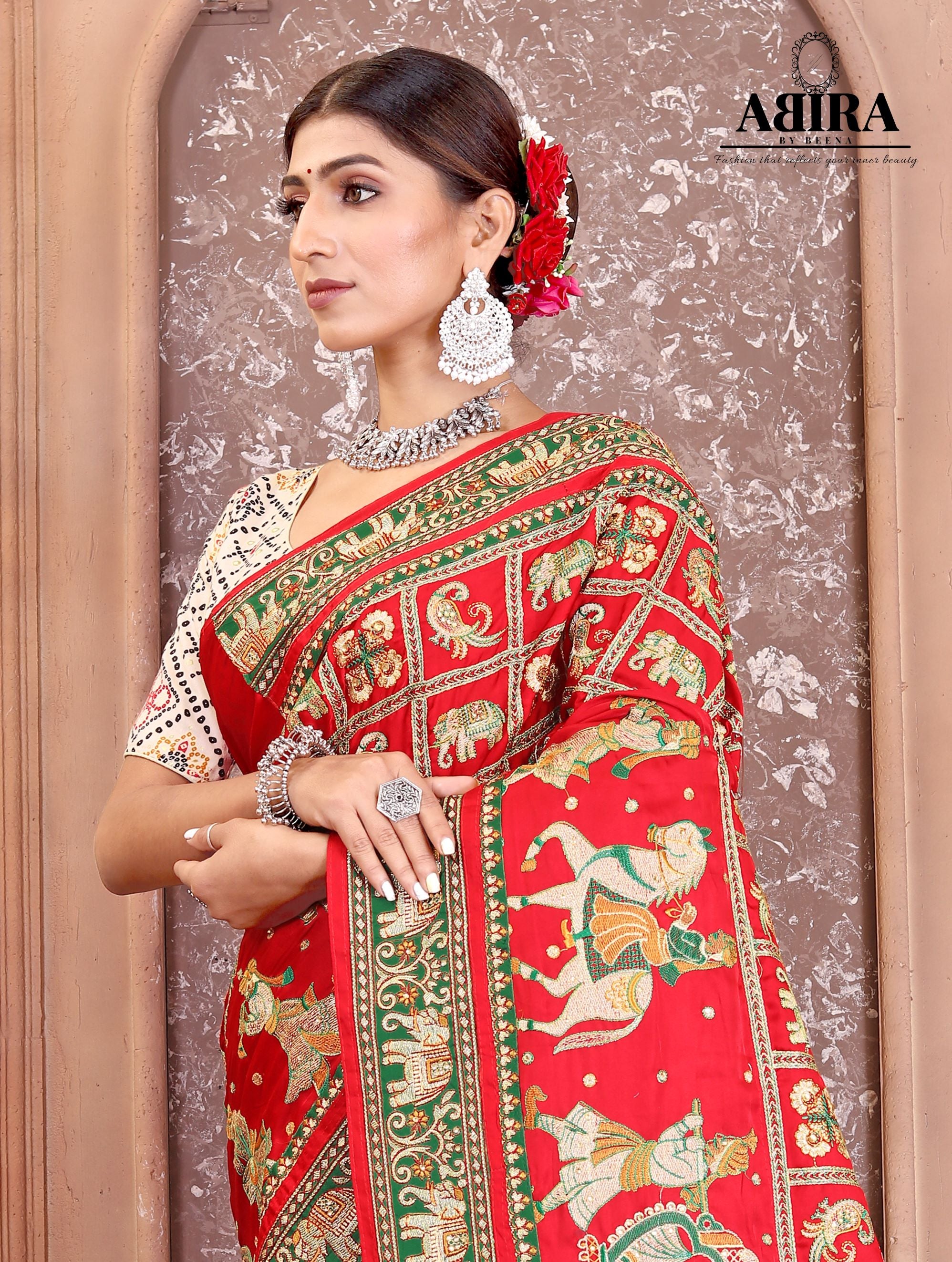 Buy Crimson Color Pure Ghazi Silk Gharchola Saree with Mirror & Bandhej  Work At IndyVogue