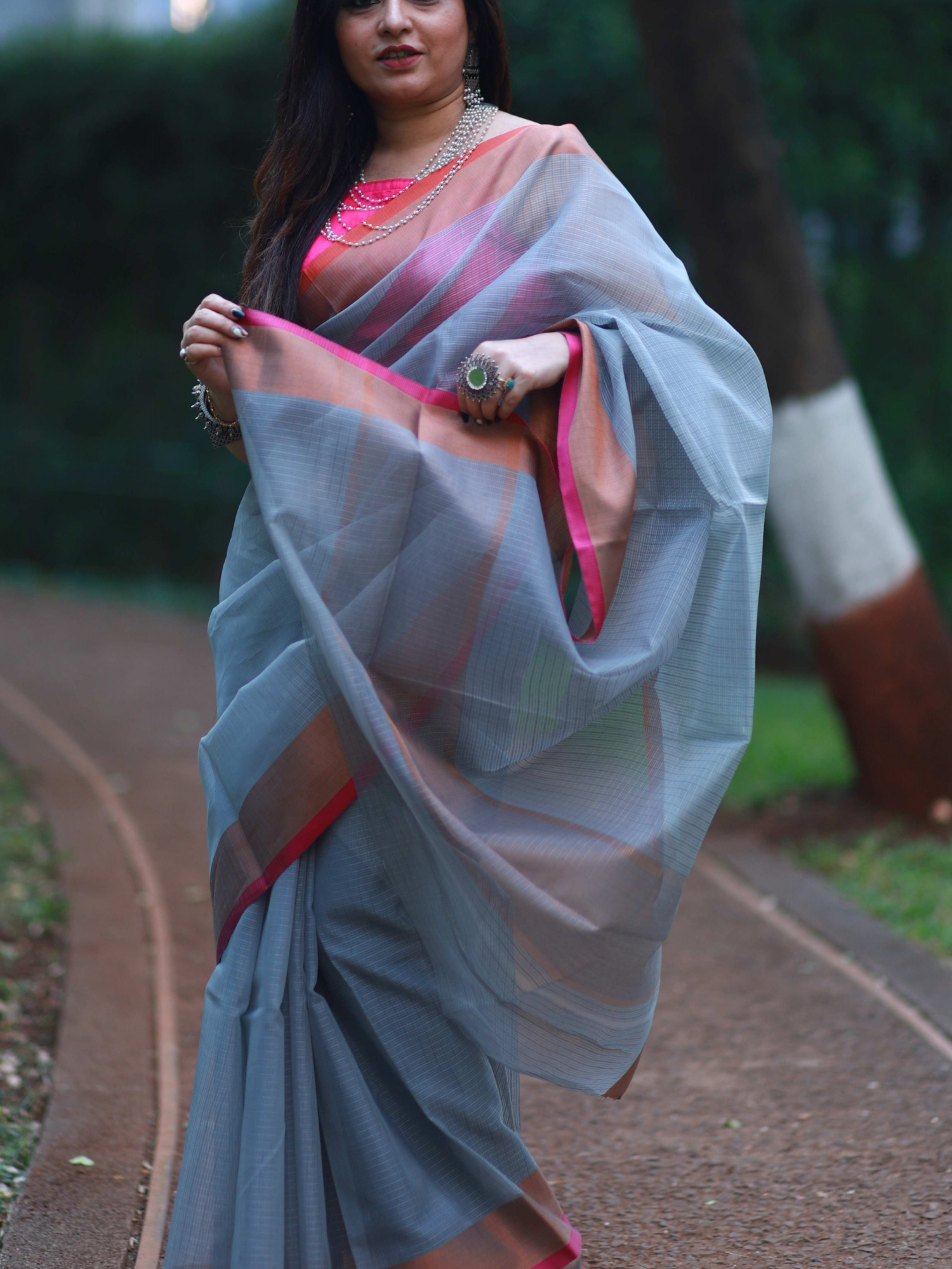 Banarasi Saree in Light Grey : SBY643